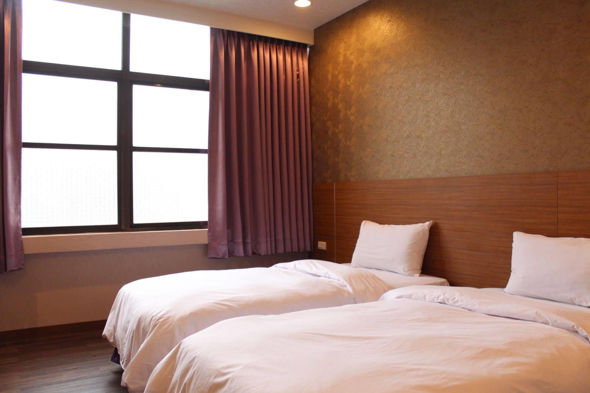 Sunwise Hotel Kaohsiung Exterior photo