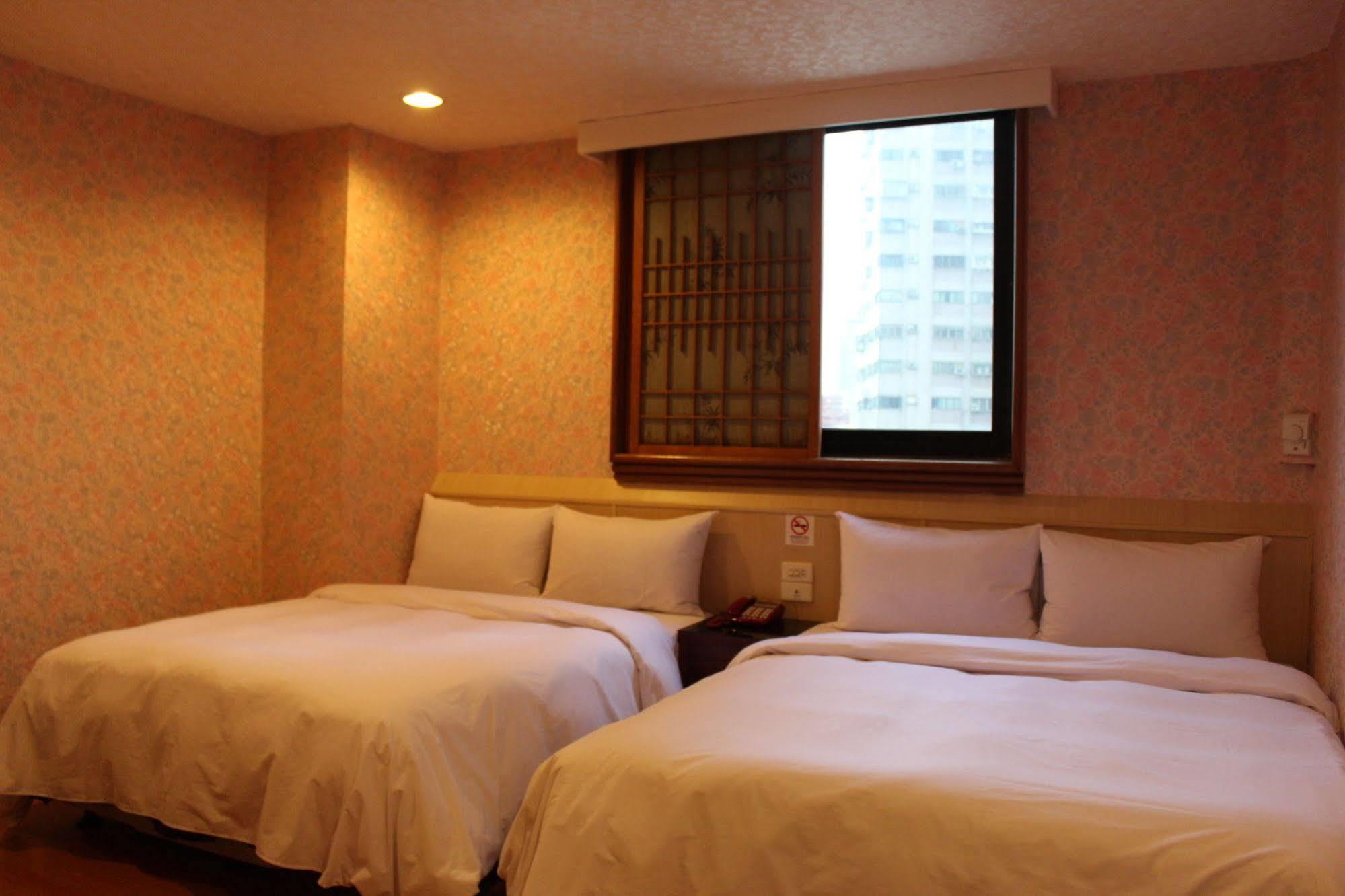 Sunwise Hotel Kaohsiung Exterior photo